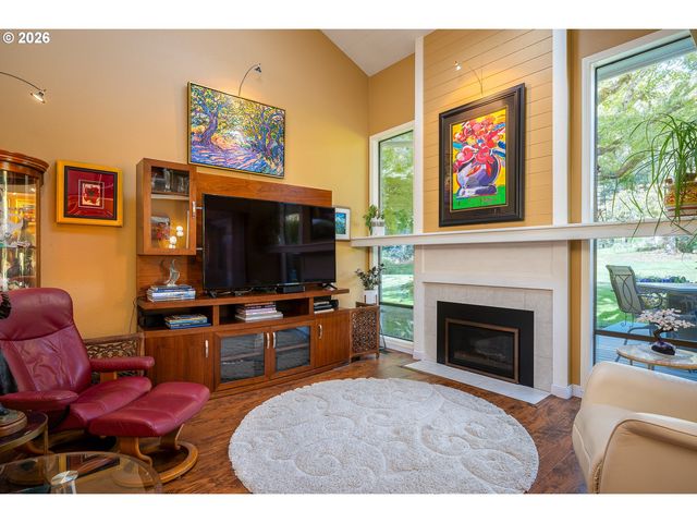 32455 Sw LAKE POINT Ct, Wilsonville, OR 97070