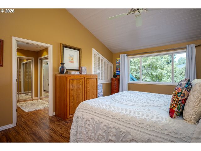 32455 Sw LAKE POINT Ct, Wilsonville, OR 97070