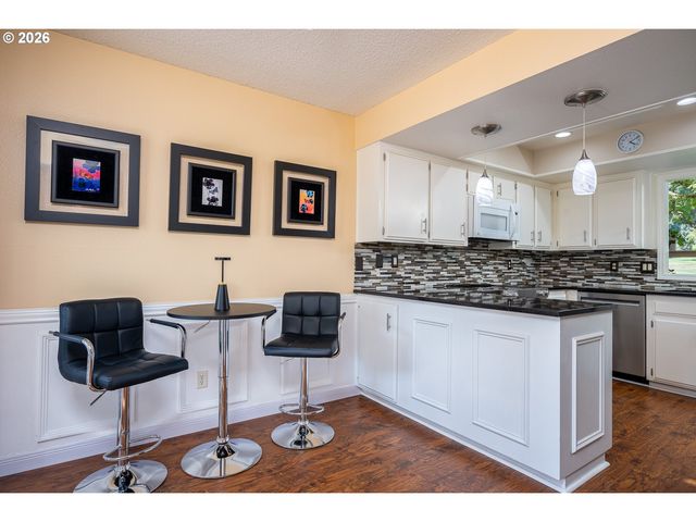32455 Sw LAKE POINT Ct, Wilsonville, OR 97070