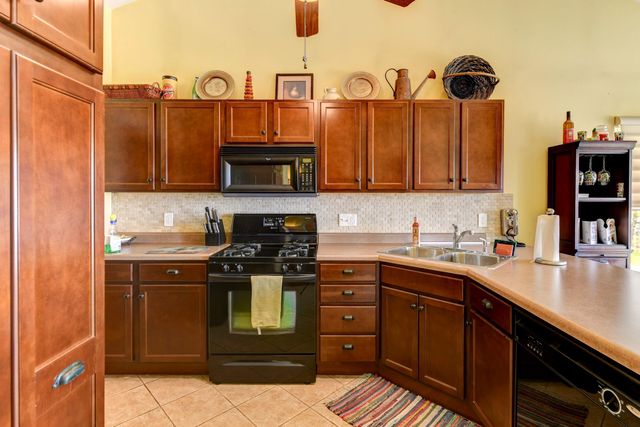 1042 Lakewood Court, Schererville, IN 46375