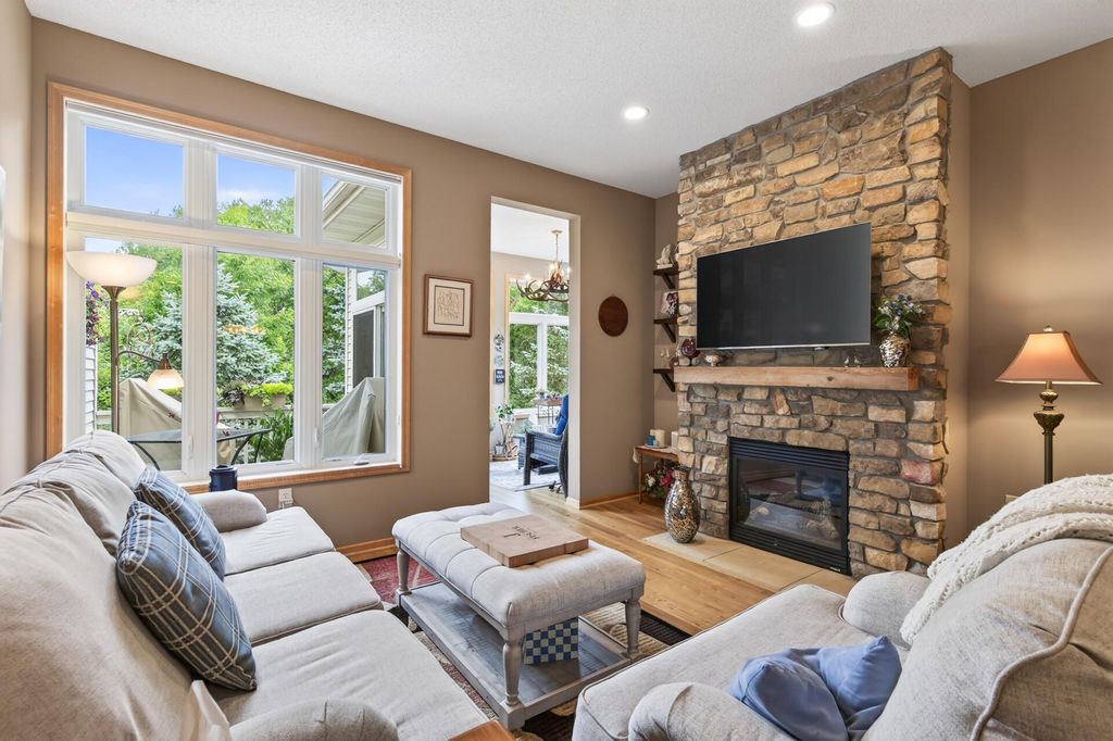8992 Quail Court, Saint Bonifacius, MN 55375 — exterior