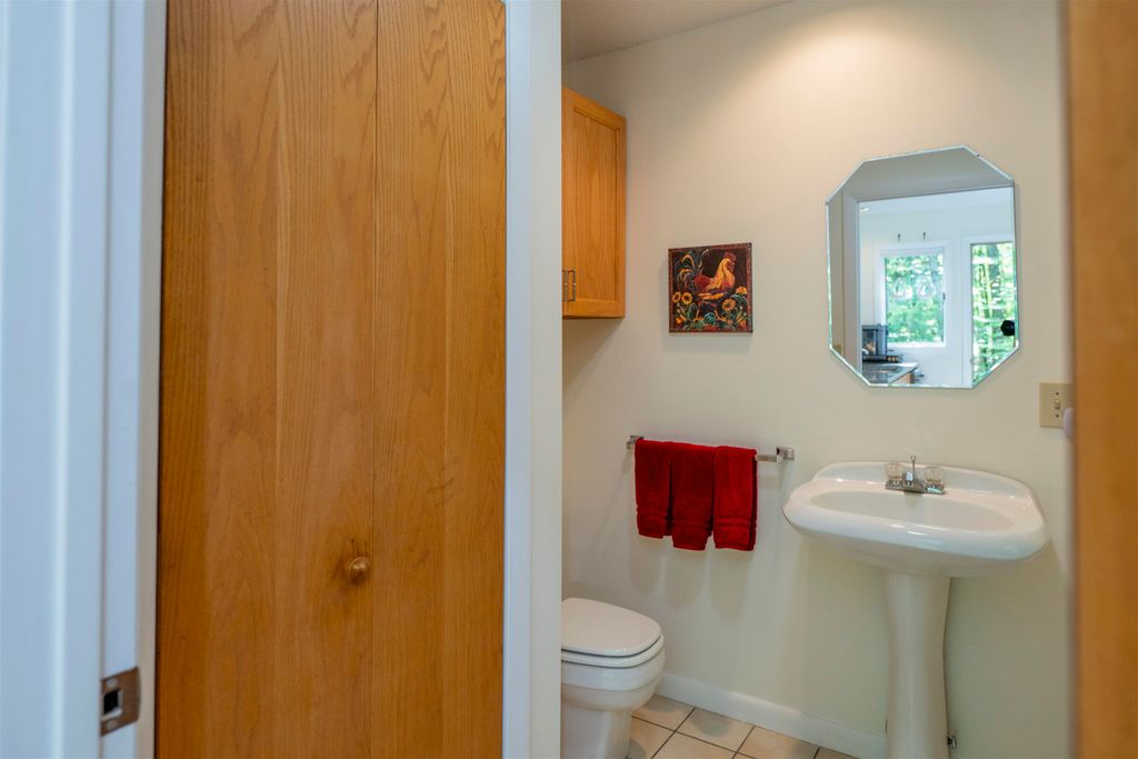 Image 13 of property listing at 1020 Baker Turn, Hartford, VT 05059