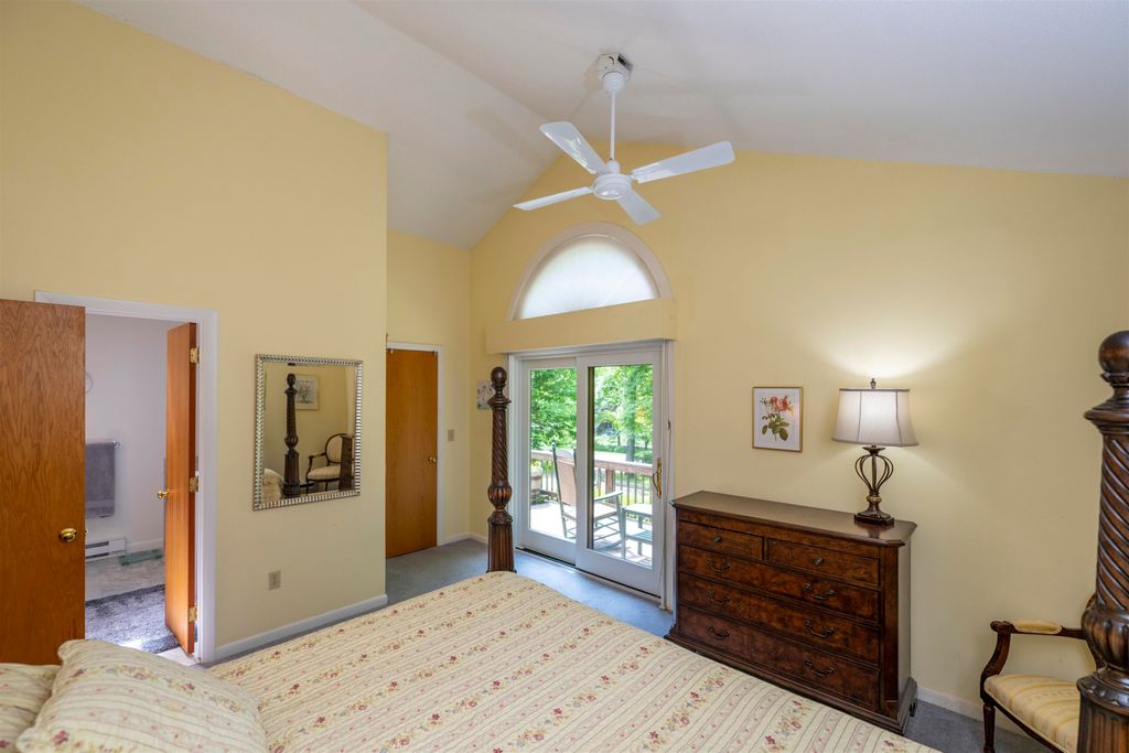 Image 20 of property listing at 1020 Baker Turn, Hartford, VT 05059