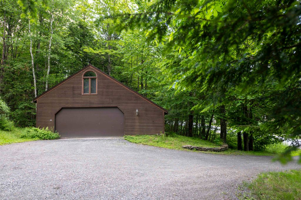 Image 4 of property listing at 1020 Baker Turn, Hartford, VT 05059