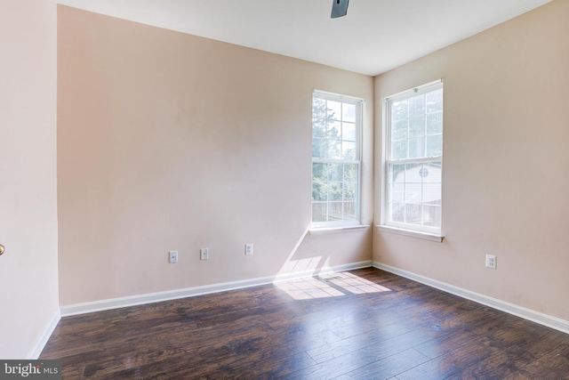 6053 ROSEDALE DR, King George, VA 22485