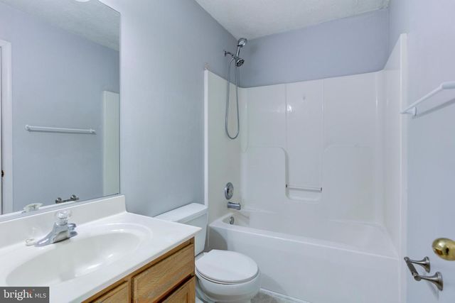 6053 ROSEDALE DR, King George, VA 22485