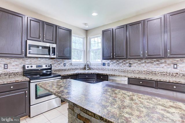 6053 ROSEDALE DR, King George, VA 22485