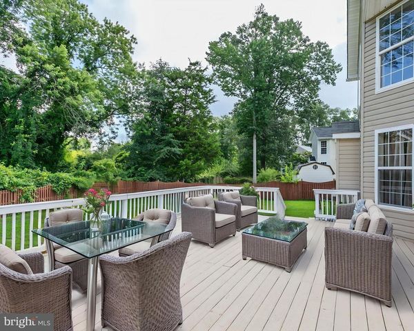 6053 ROSEDALE DR, King George, VA 22485