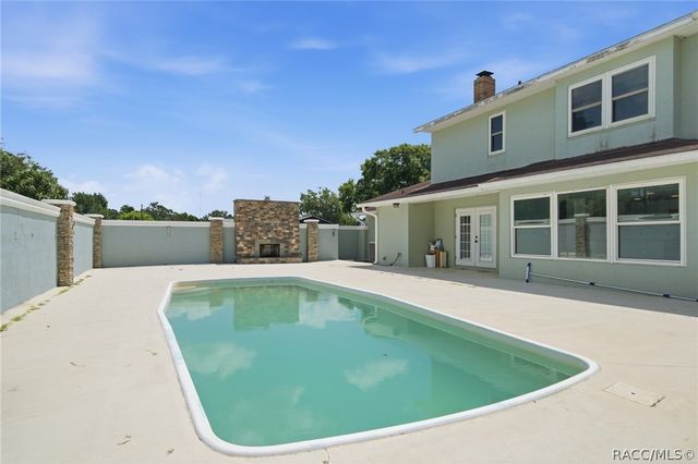 7525 E Applewood Drive, Inverness, FL 34450