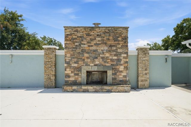 7525 E Applewood Drive, Inverness, FL 34450