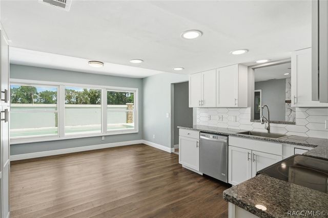 7525 E Applewood Drive, Inverness, FL 34450