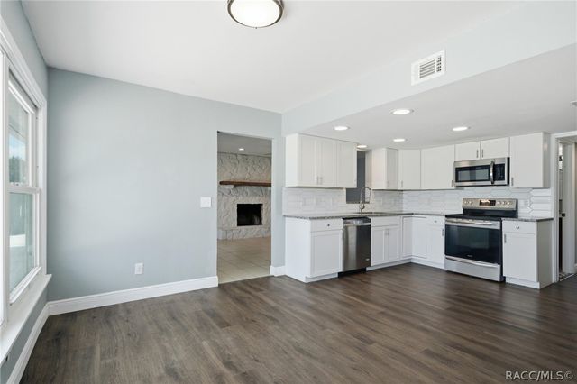 7525 E Applewood Drive, Inverness, FL 34450