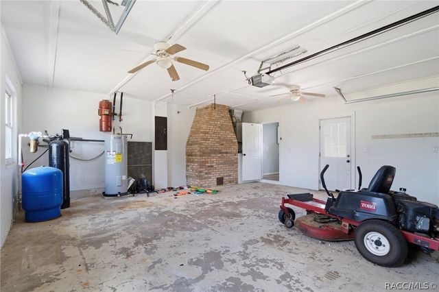 7525 E Applewood Drive, Inverness, FL 34450