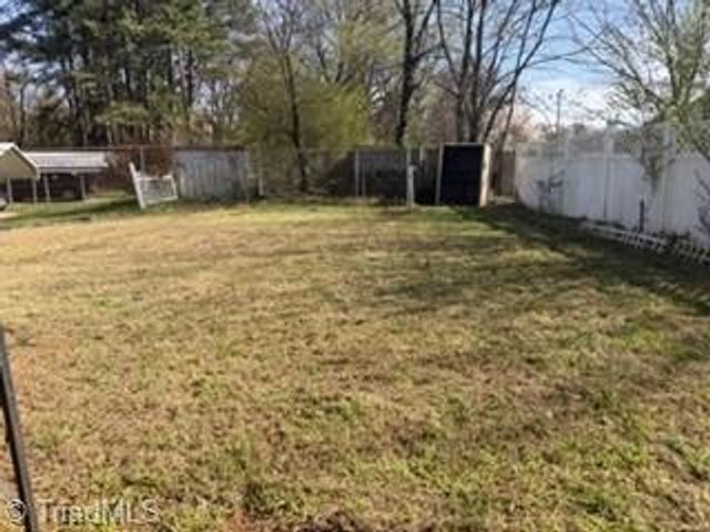 3025 Apollo Drive, Winston-salem, NC 27101