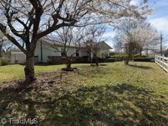 3025 Apollo Drive, Winston-salem, NC 27101