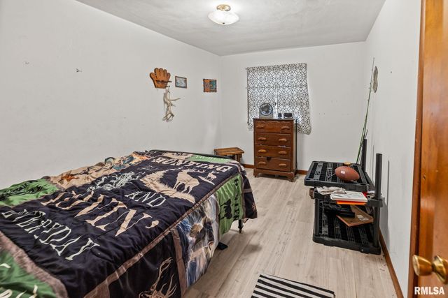 17 CRESTWOOD Drive, Centralia, IL 62801