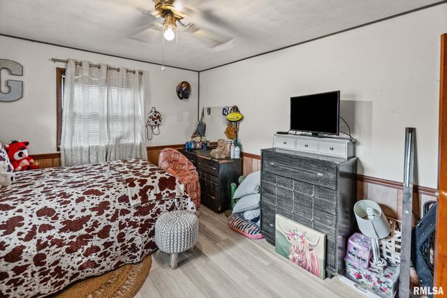 17 CRESTWOOD Drive, Centralia, IL 62801