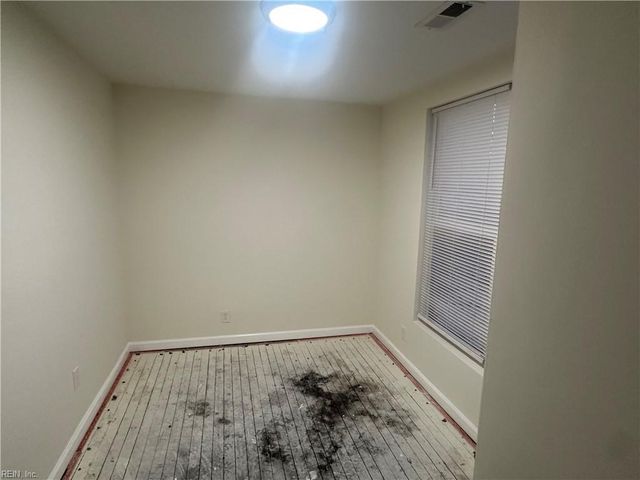 422 Homestead AVE, Hampton, VA 23661