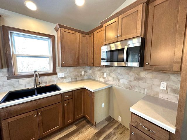 N1766 WATERLEFE DRIVE, Greenville, WI 54942