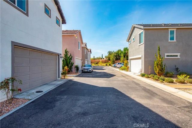 260 Summerville LN, Palmdale, CA 93551