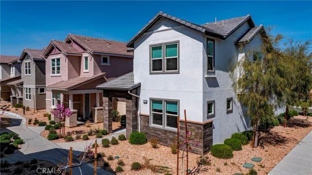 260 Summerville LN, Palmdale, CA 93551