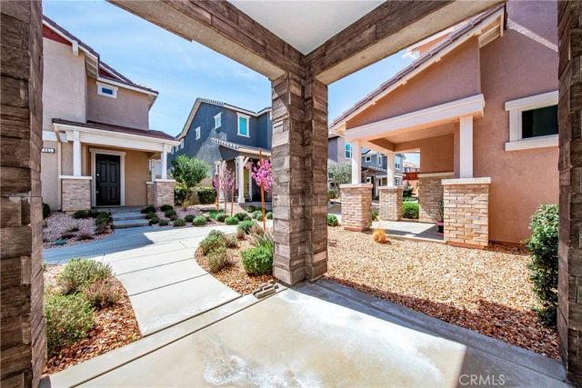 260 Summerville LN, Palmdale, CA 93551