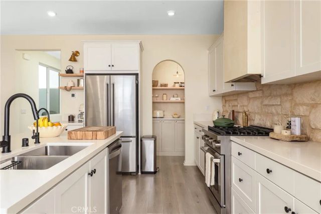 260 Summerville LN, Palmdale, CA 93551