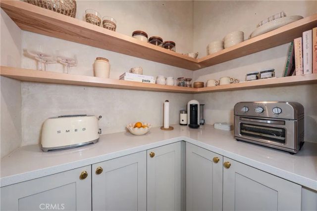 260 Summerville LN, Palmdale, CA 93551