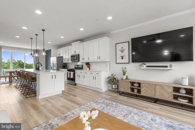 1039 HIGH POINT TRL, Laurel, MD 20707