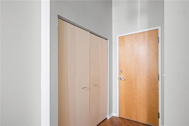 2107 Grand Boulevard 304, Kansas City, MO 64108