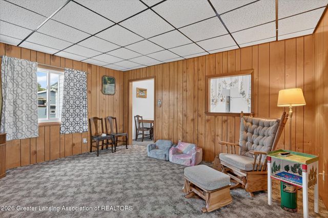 7096 N Hartel Road, Potterville, MI 48876