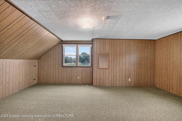 7096 N Hartel Road, Potterville, MI 48876