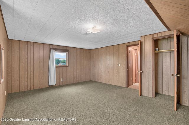 7096 N Hartel Road, Potterville, MI 48876