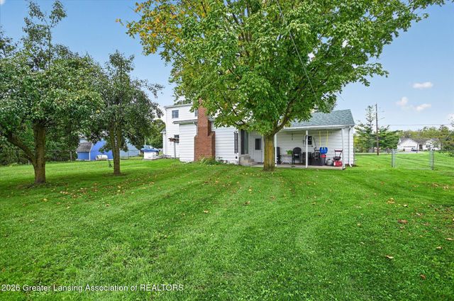 7096 N Hartel Road, Potterville, MI 48876