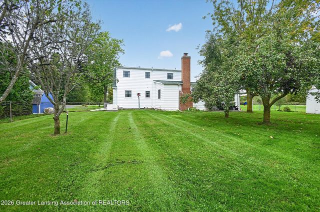 7096 N Hartel Road, Potterville, MI 48876