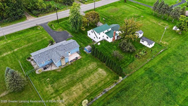 7096 N Hartel Road, Potterville, MI 48876