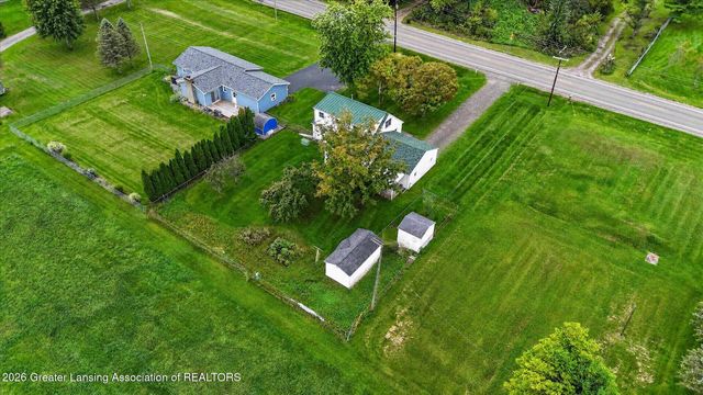 7096 N Hartel Road, Potterville, MI 48876