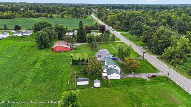 7096 N Hartel Road, Potterville, MI 48876