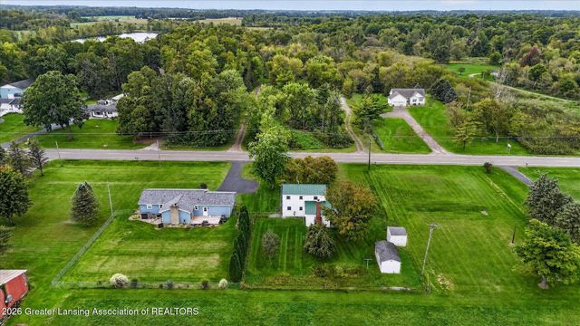 7096 N Hartel Road, Potterville, MI 48876