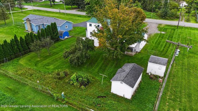 7096 N Hartel Road, Potterville, MI 48876