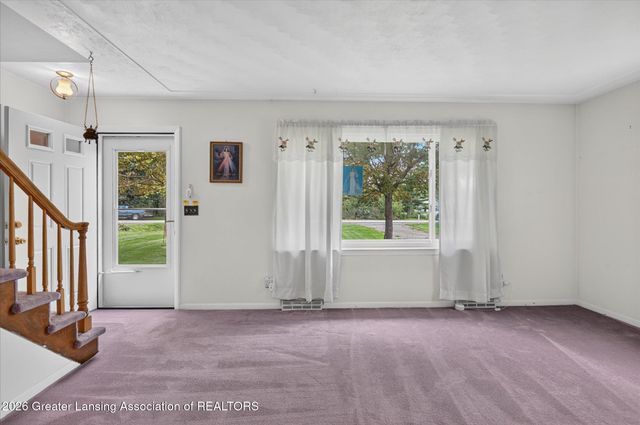 7096 N Hartel Road, Potterville, MI 48876