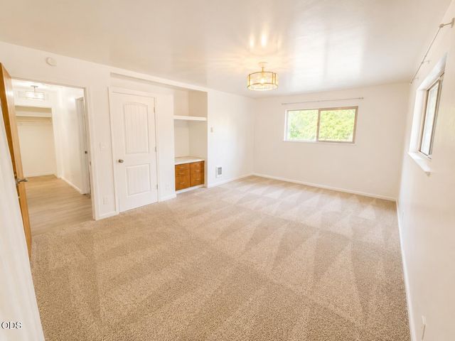 52859 Day Road, La Pine, OR 97739