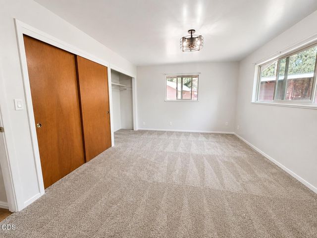 52859 Day Road, La Pine, OR 97739