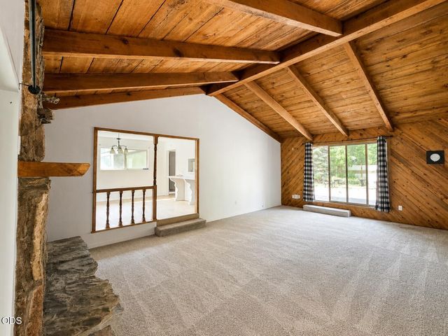52859 Day Road, La Pine, OR 97739