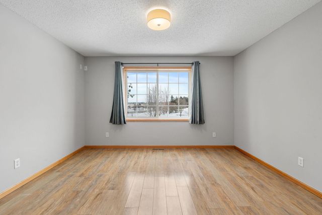 10978 178th Avenue NW, Elk River, MN 55330