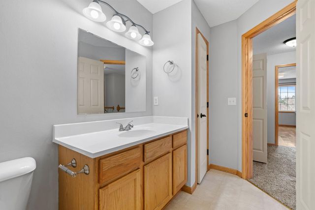 10978 178th Avenue NW, Elk River, MN 55330