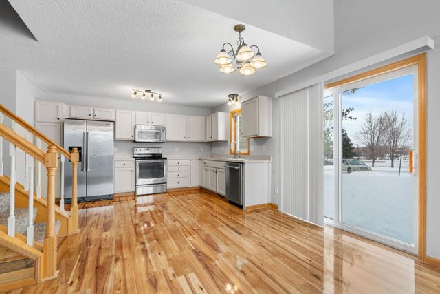 10978 178th Avenue NW, Elk River, MN 55330