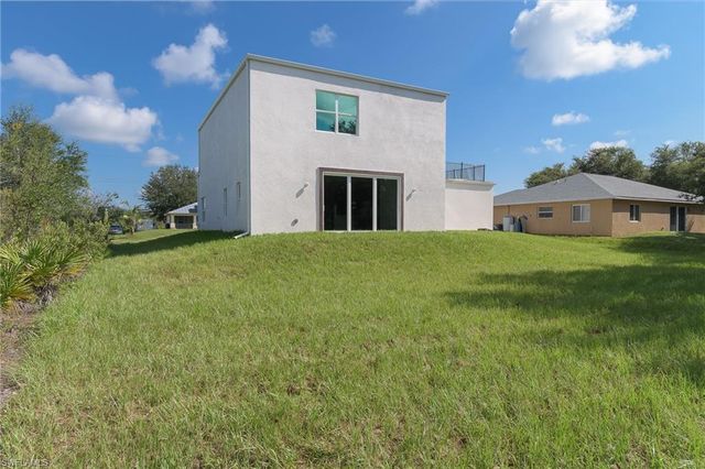 2523 69th ST W, Lehigh Acres, FL 33971