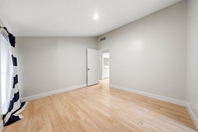12824 Midway Road 2136, Dallas, TX 75244