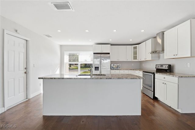 1495 Charmont PL, Fort Myers, FL 33919